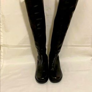 Stewart Weitzman knee boots size 8.5